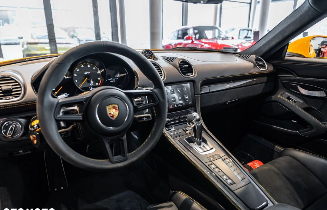 Porsche 718 Cayman cena 697718 przebieg: 10500, rok produkcji 2021 z Lubaczów małe 596